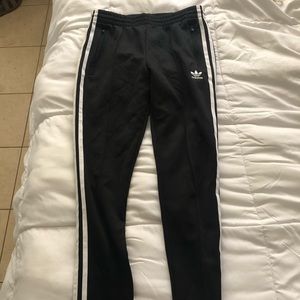 Adidas classic pants. Black size XS. Used around 3 times.